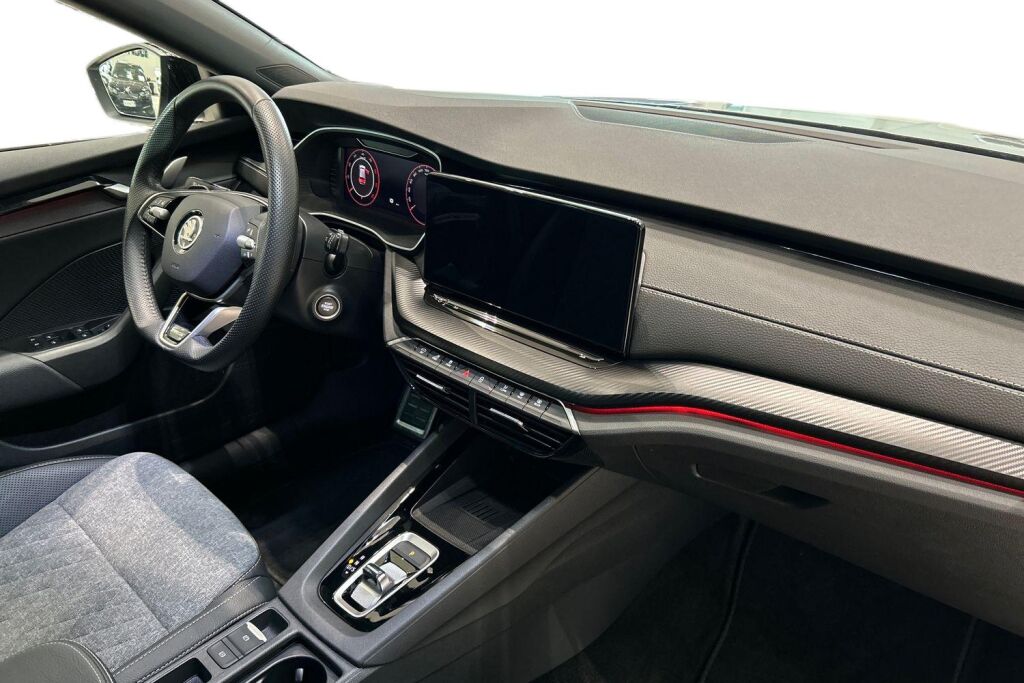SKODA Octavia 2025 Combi 2.0 TDI 150 SportLine DSG Autom.