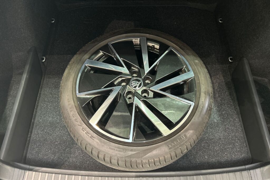 Skoda Octavia 2025 Combi 2.0 TDI 150 SportLine DSG Autom.