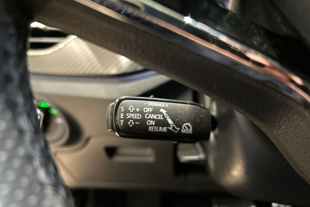 SKODA Kamiq 2023 1,5 TSI Monte Carlo DSG Autom.