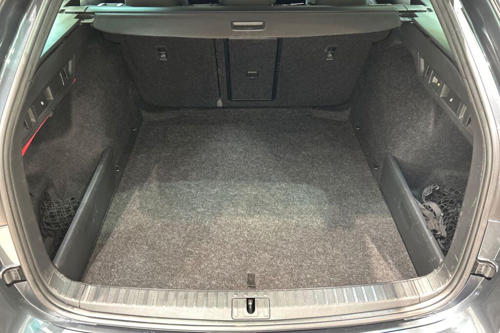 Skoda Octavia 2021 Combi 2,0 TSI RS DSG Autom.