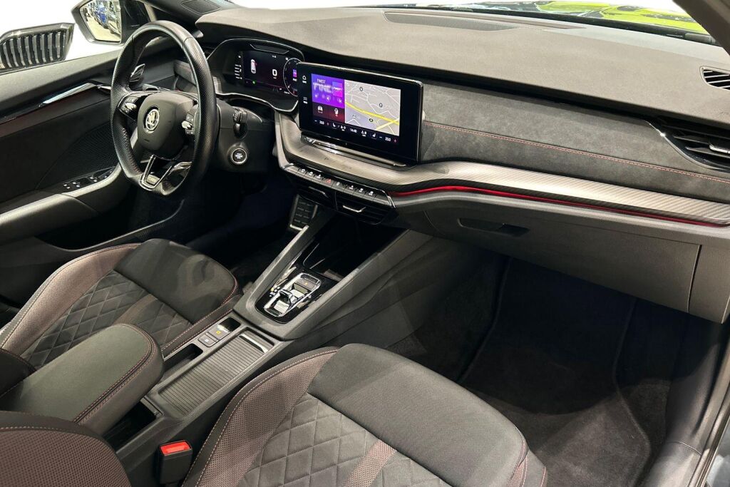 Skoda Octavia 2021 Combi 2,0 TSI RS DSG Autom.