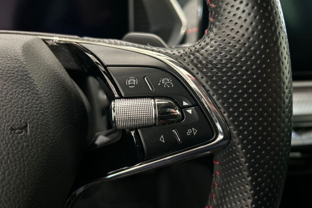 Skoda Octavia 2021 Combi 2,0 TSI RS DSG Autom.