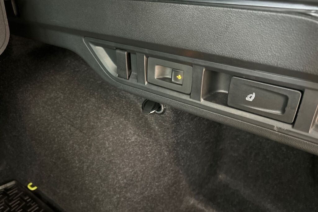 Skoda Octavia 2022 Combi 2,0 TDI 200 4x4 RS DSG Autom. Tehdastakuu 100tkm-2027!