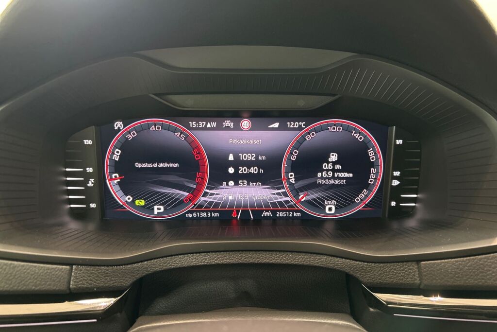 Skoda Karoq 2024 2,0 TDI 150 4x4 SportLine DSG Autom. - Tehdastakuu voimassa 05/2029 - 100tkm