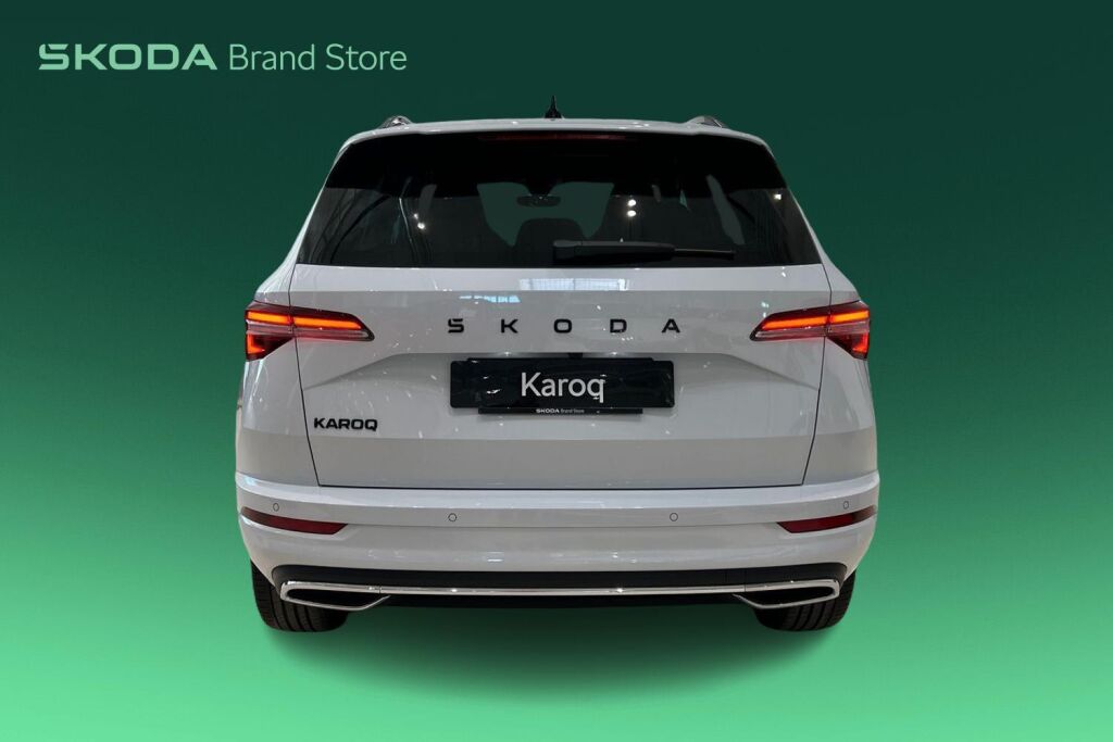 Skoda Karoq 2024 1.5 TSI SportLine DSG Autom. / Tehdastakuu 08/2029 - 100tkm