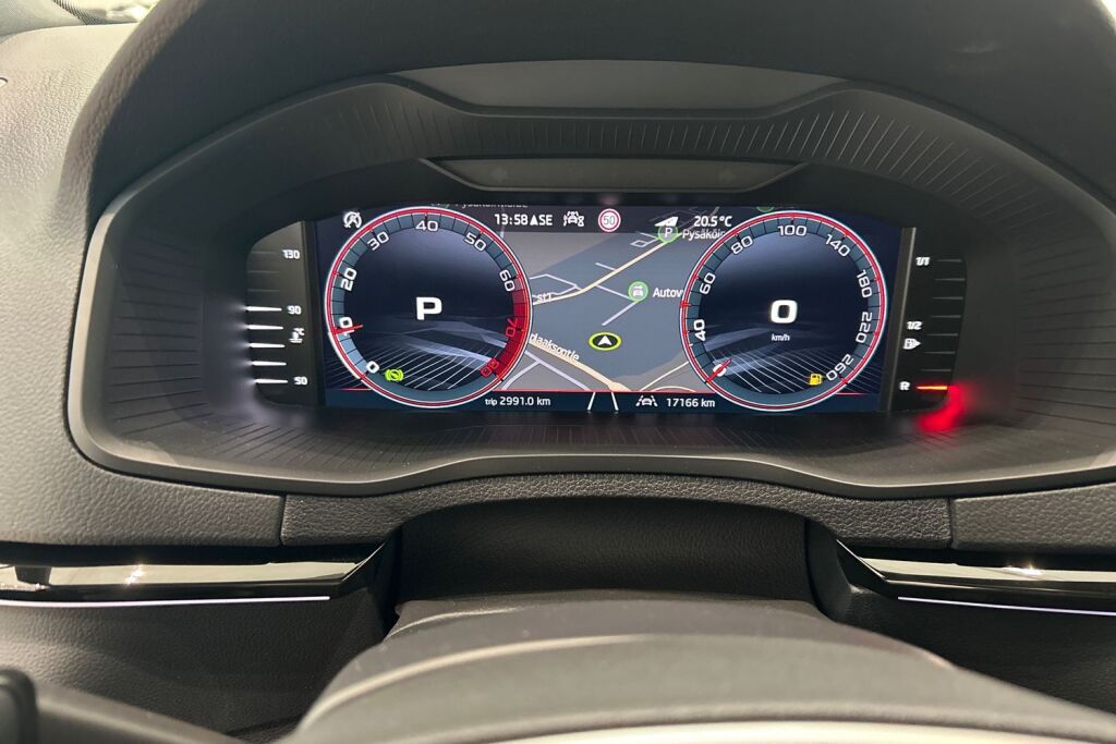 Skoda Karoq 2024 1.5 TSI SportLine DSG Autom. / Tehdastakuu 08/2029 - 100tkm