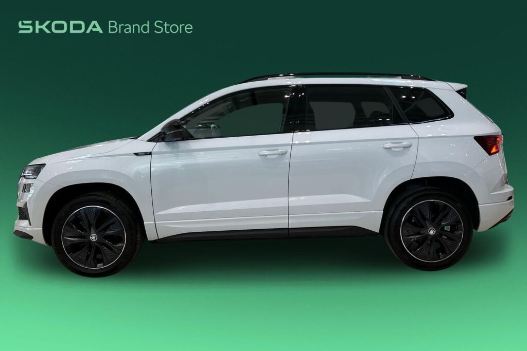 Skoda Karoq 2024 1.5 TSI SportLine DSG Autom. / Tehdastakuu 08/2029 - 100tkm