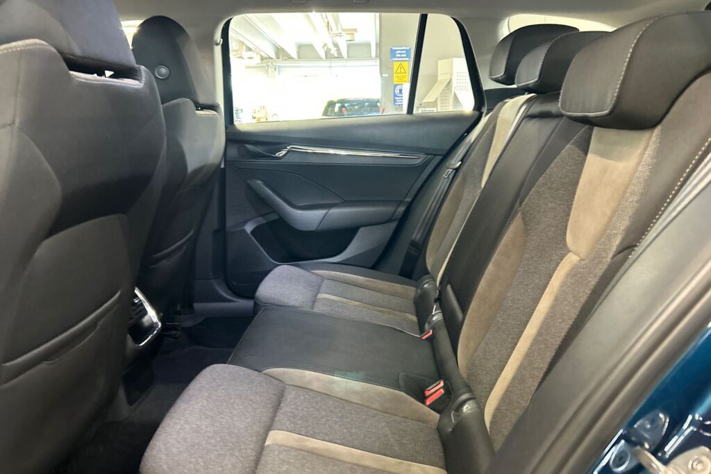 Skoda Octavia 2023 Combi 2.0 TDI 200 4x4 Scout DSG Autom.
