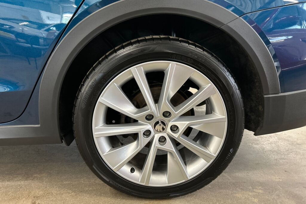 Skoda Octavia 2023 Combi 2.0 TDI 200 4x4 Scout DSG Autom.