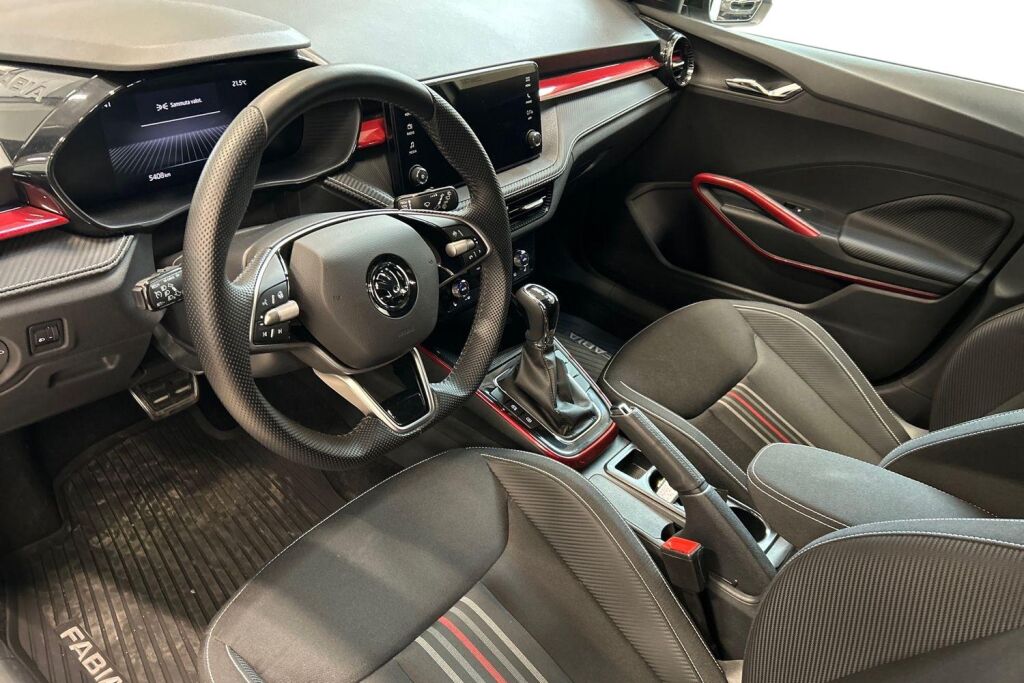 Skoda Fabia 2024 1.0 TSI 116 Monte Carlo DSG Autom.