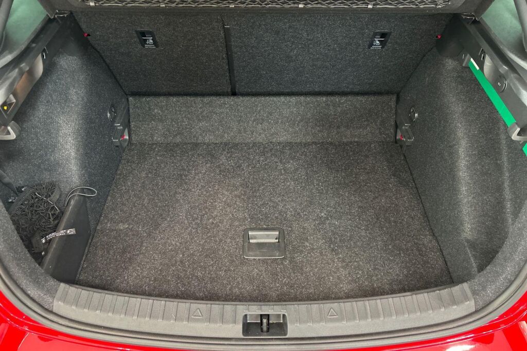 Skoda Scala 2024 1.5 TSI Monte Carlo DSG Autom. -  Tehdastakuu 02/2029 - 100tkm
