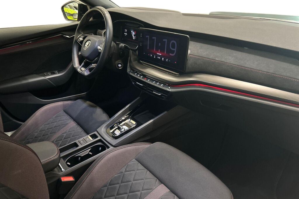 Skoda Octavia 2021 2,0 TSI RS DSG Autom.