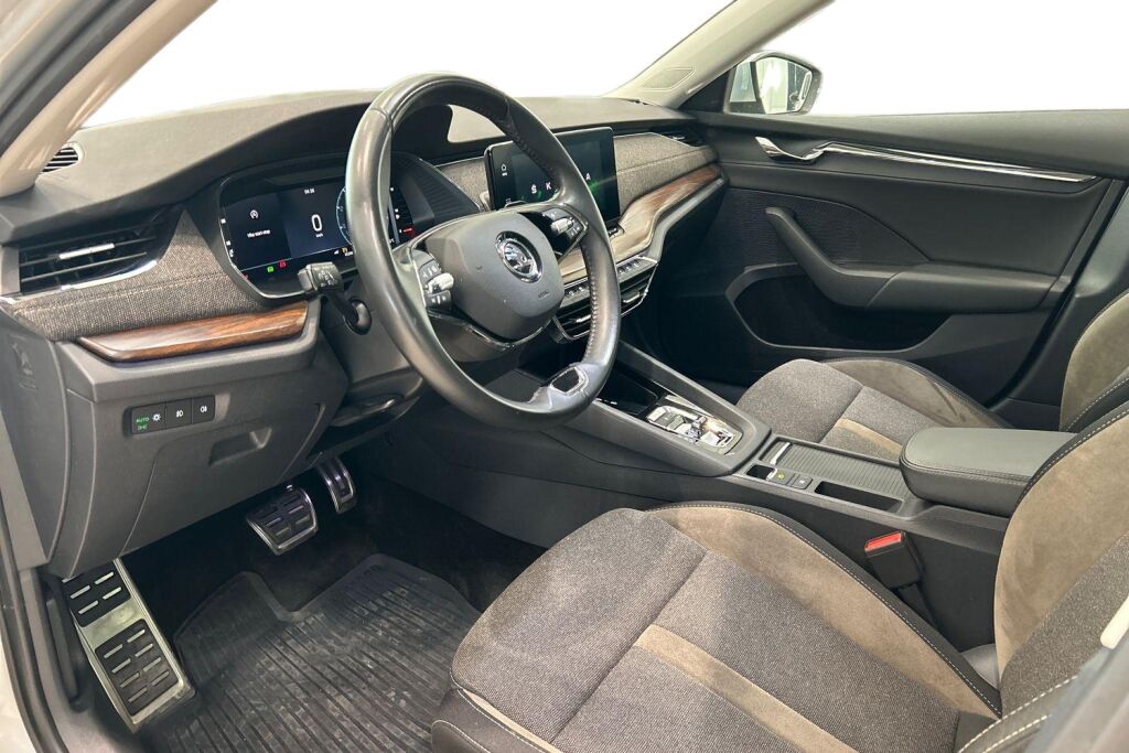 Skoda Octavia 2023 Combi 2.0 TSI 190 4x4 Scout DSG Autom.