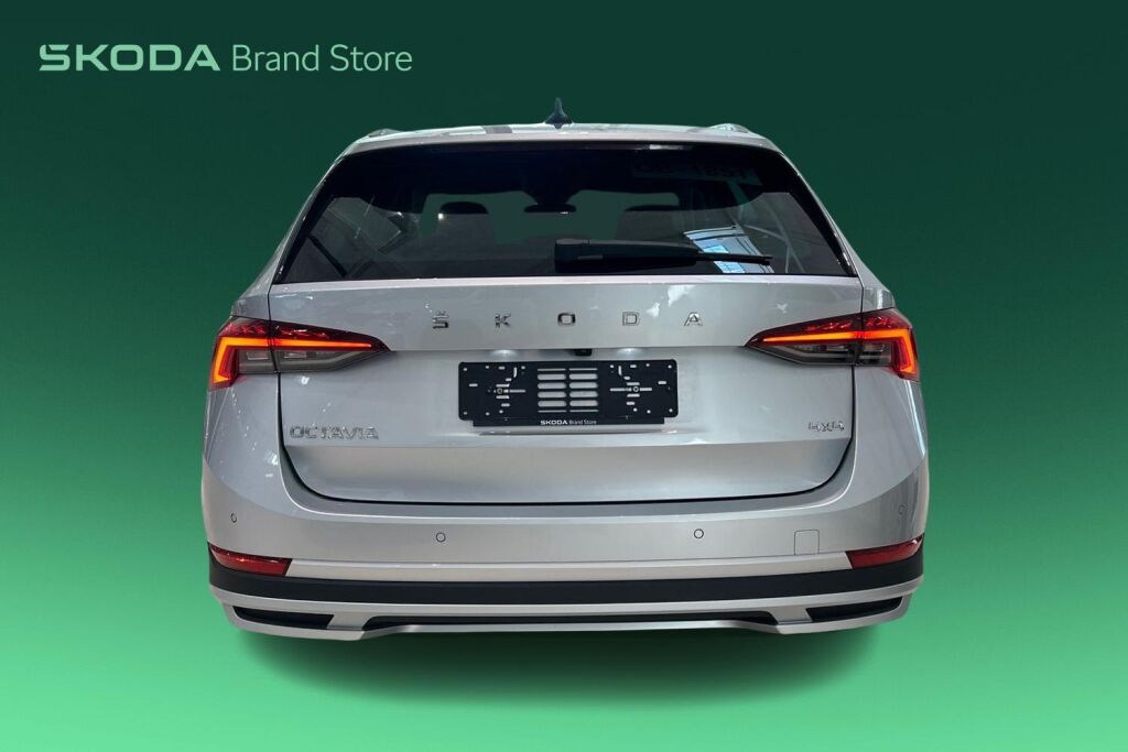 Skoda Octavia 2023 Combi 2.0 TSI 190 4x4 Scout DSG Autom.