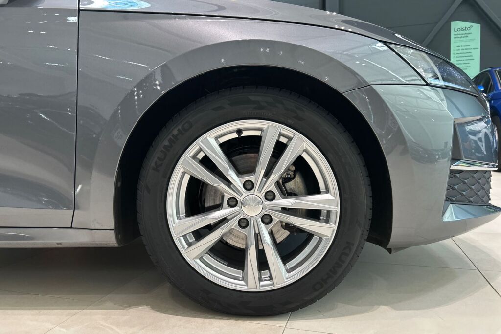 Skoda Octavia 2024 Combi 1.5 TSI 150 Selection eTEC DSG Autom. - Tehdastakuu voimassa 11/2028 - 90tkm