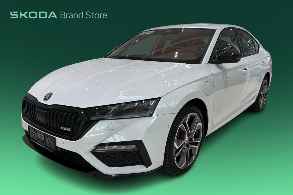 Skoda Octavia 2024 1.4 TSI PHEV RS iV DSG Autom. / Tehdastakuu 3/2029 / 100tkm!