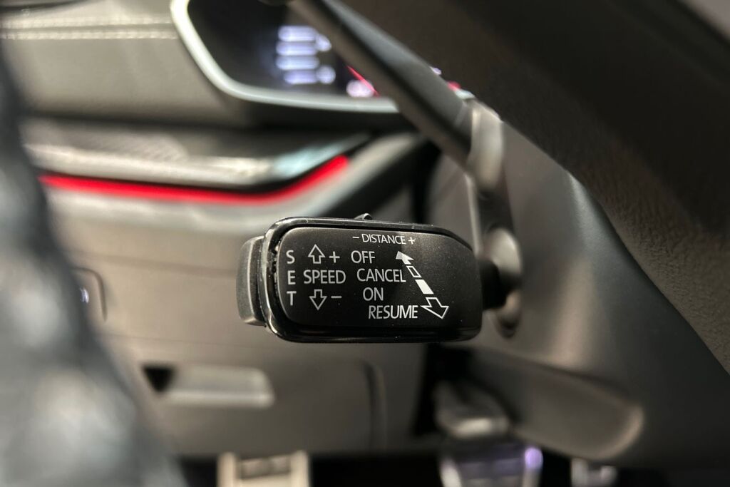 Skoda Octavia 2024 1.5 TSI 150 SportLine eTEC DSG Autom.