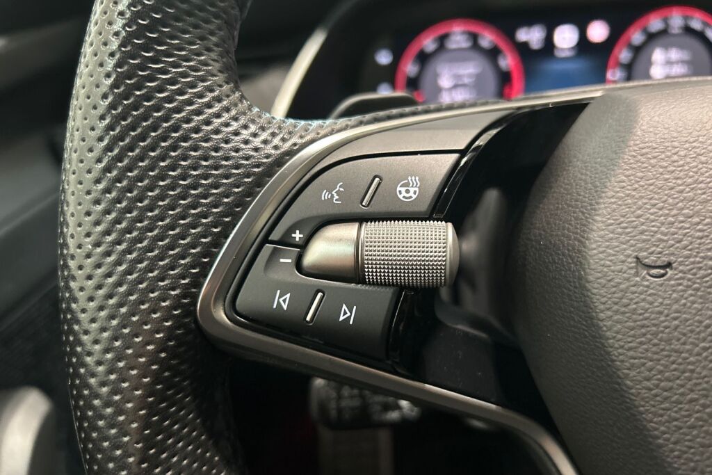 Skoda Octavia 2024 1.5 TSI 150 SportLine eTEC DSG Autom.