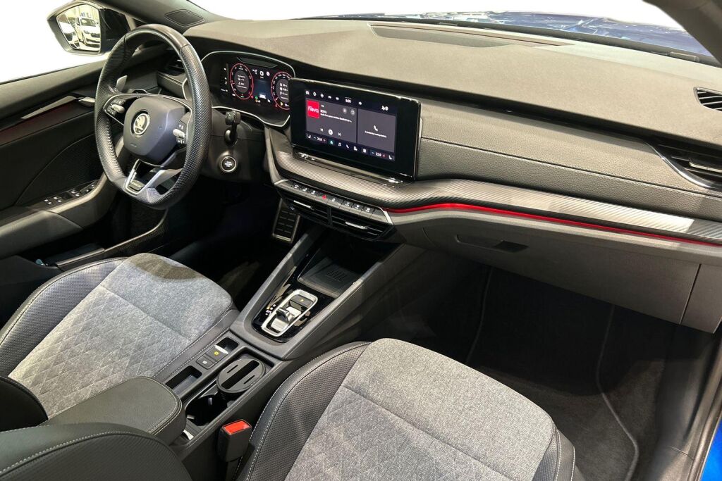 Skoda Octavia 2024 1.5 TSI 150 SportLine eTEC DSG Autom.