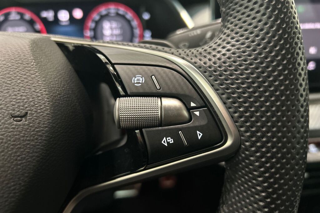 Skoda Octavia 2024 1.5 TSI 150 SportLine eTEC DSG Autom.