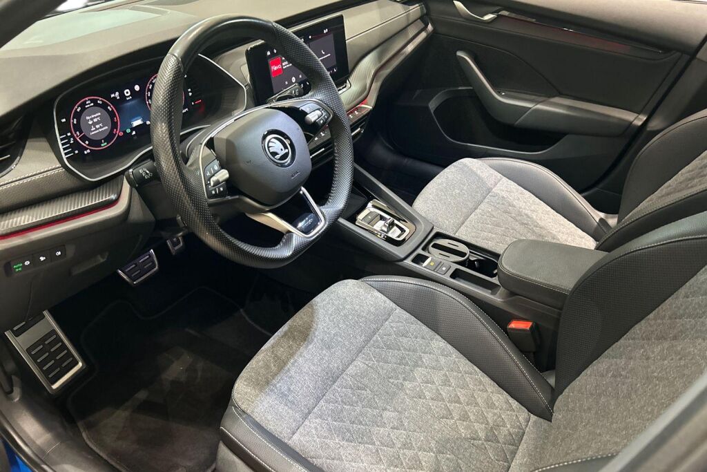 Skoda Octavia 2024 1.5 TSI 150 SportLine eTEC DSG Autom.