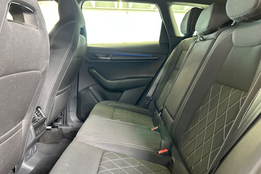 Skoda Karoq 2024 1.5 TSI SportLine DSG Autom.