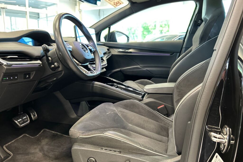 SKODA ENYAQ 2024 85x 4x4 SportLine