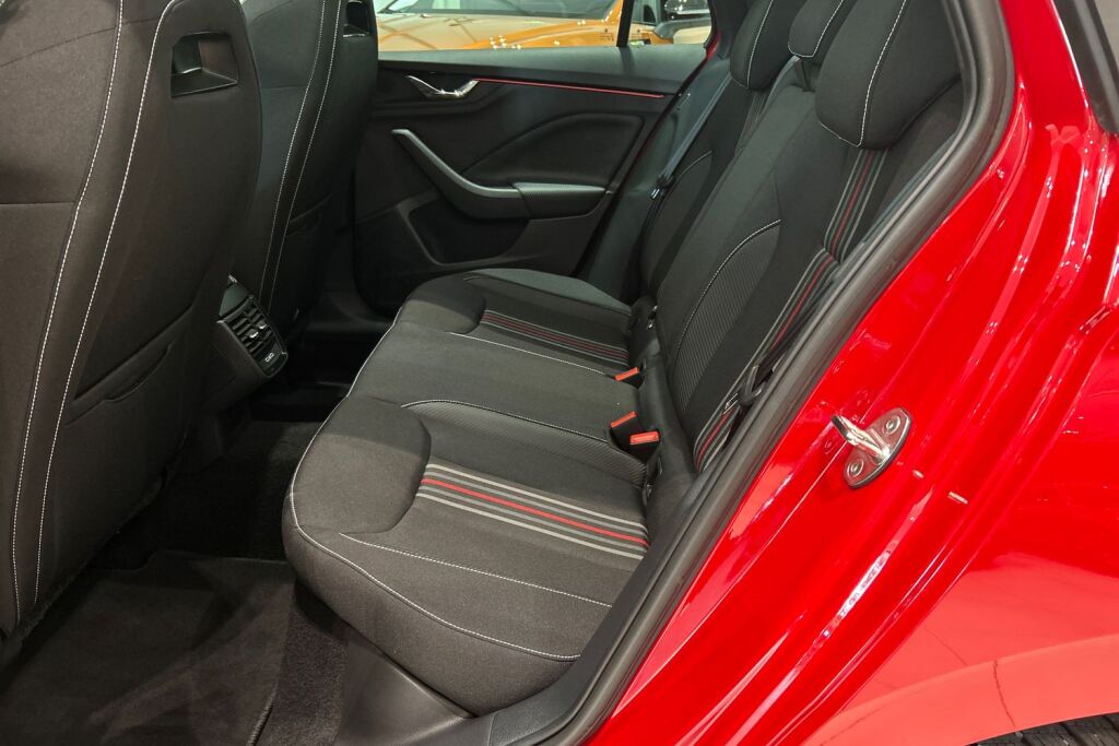 Skoda Scala 2025 1.0 TSI 116 Monte Carlo DSG Autom. / Tehdastakuu 11/2029 tai 100tkm!