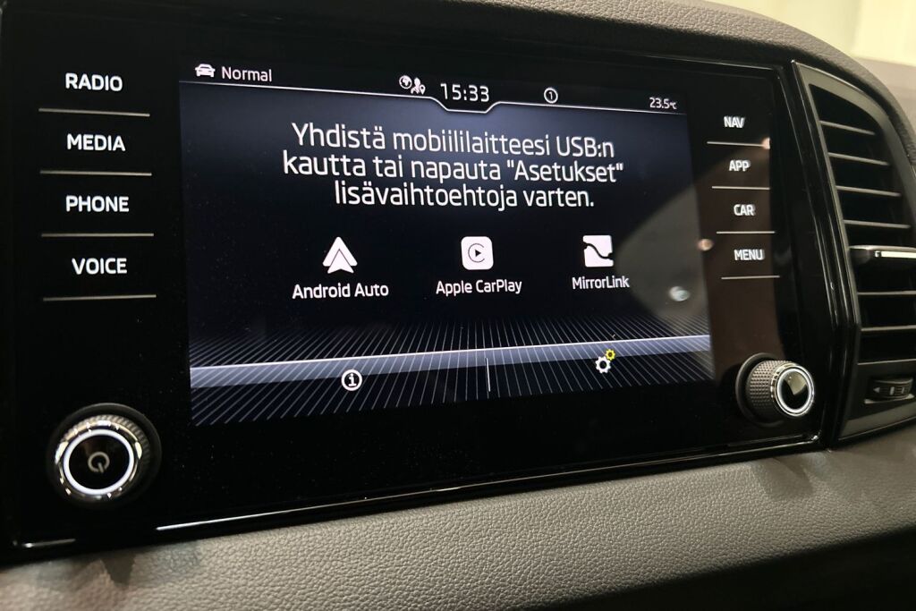 Skoda Karoq 2023 1.5 TSI SportLine DSG Autom.
