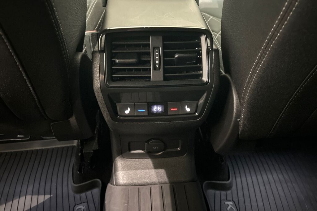 Skoda Karoq 2023 1.5 TSI SportLine DSG Autom.