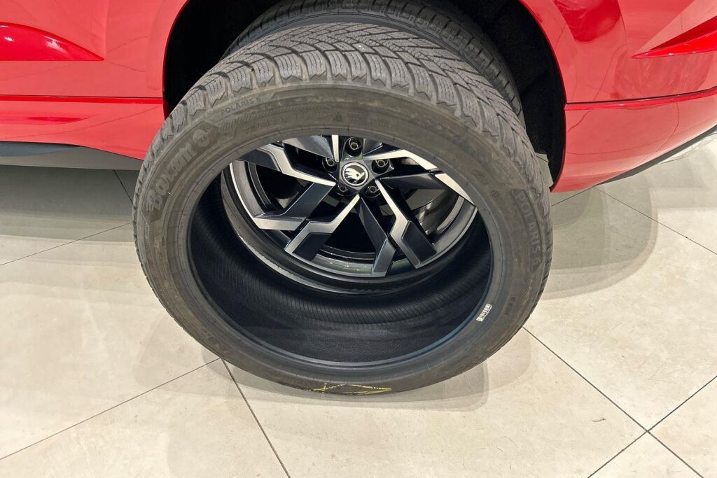 Skoda Karoq 2022 2,0 TSI 4x4 SportLine DSG Autom.