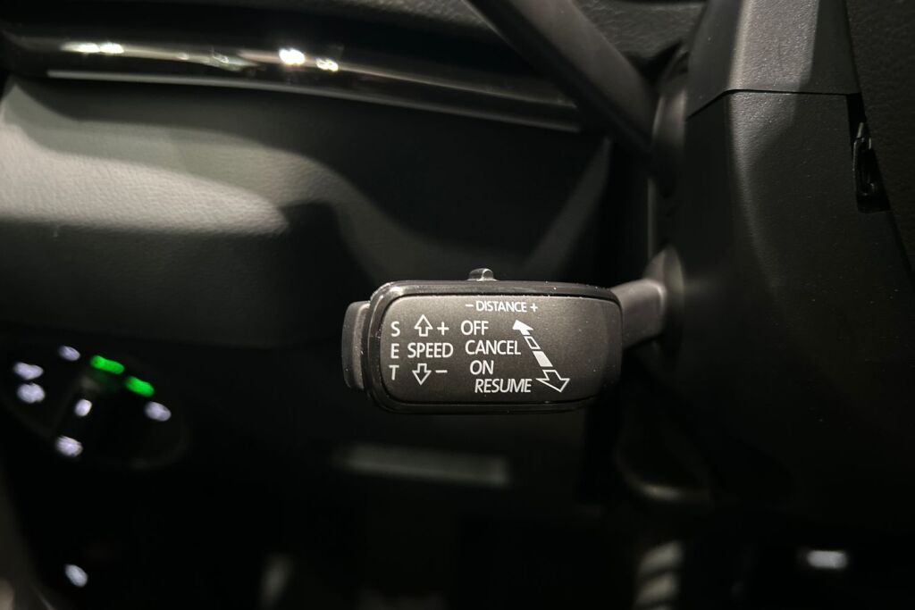 Skoda Karoq 2022 2,0 TSI 4x4 SportLine DSG Autom.