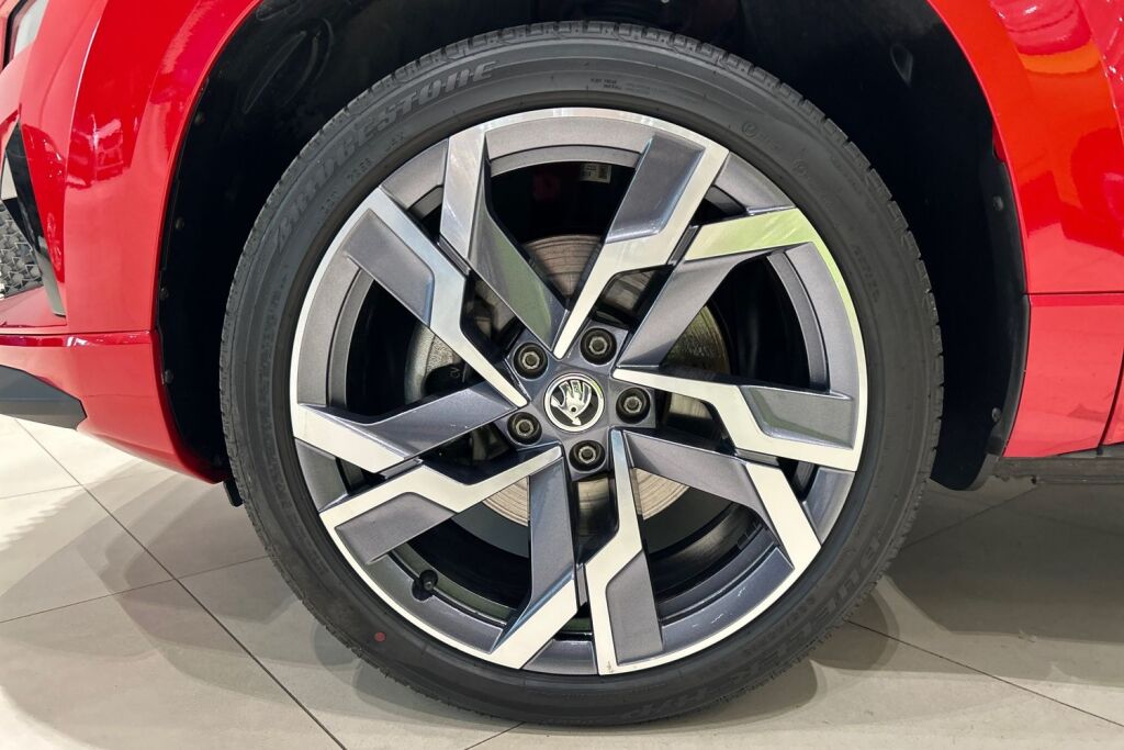 Skoda Karoq 2022 2,0 TSI 4x4 SportLine DSG Autom.