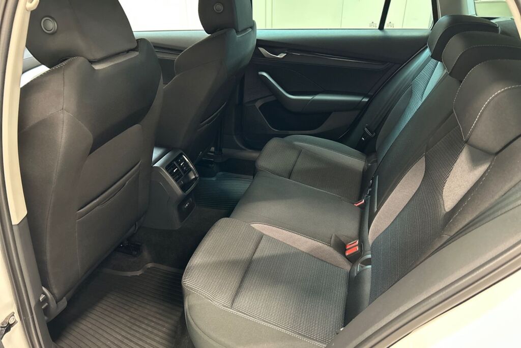 Skoda Octavia 2024 Combi 1.5 TSI 116 eTEC DSG Autom.