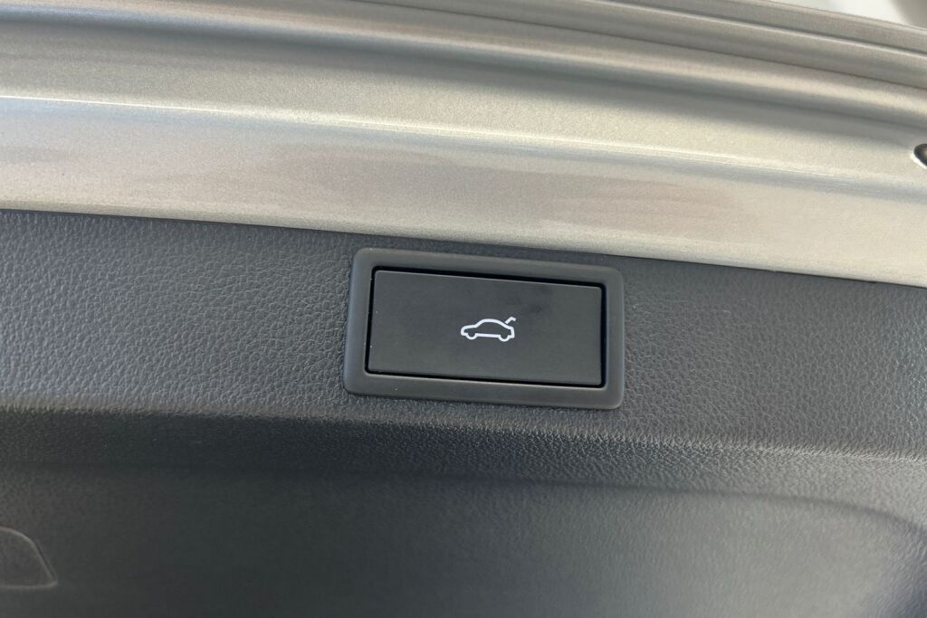 Skoda Octavia 2025 Combi 1.5 TSI 150 Top Selection eTEC DSG Autom.