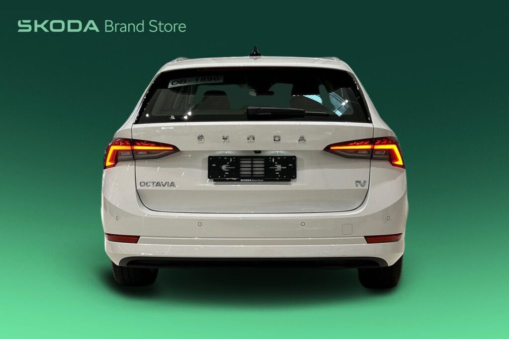 Skoda Octavia 2024 Combi 1.4 TSI PHEV Style iV DSG Autom. / Tehdastakuu voimassa 11/2028 tai 100tkm!