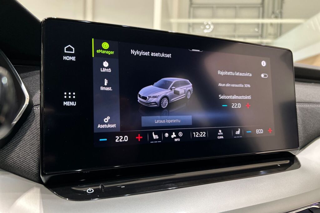 Skoda Octavia 2024 Combi 1.4 TSI PHEV Style iV DSG Autom. / Tehdastakuu voimassa 11/2028 tai 100tkm!