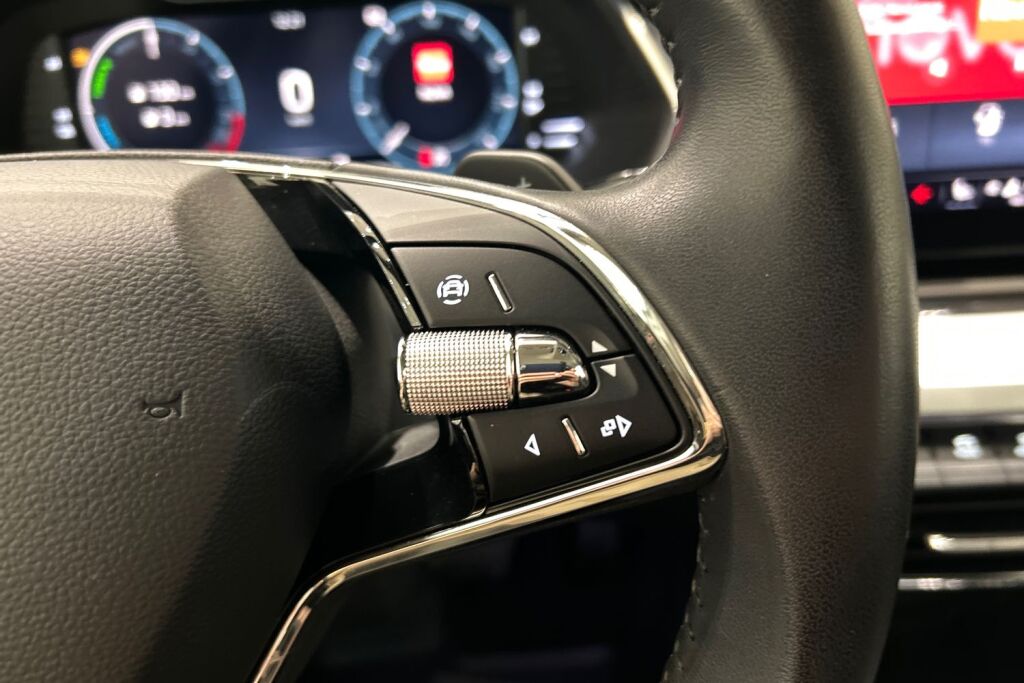 Skoda Octavia 2024 Combi 1.4 TSI PHEV Style iV DSG Autom. / Tehdastakuu voimassa 11/2028 tai 100tkm!