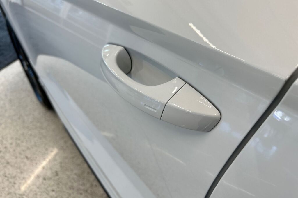 Skoda Karoq 2023 1.5 TSI SportLine DSG Autom.