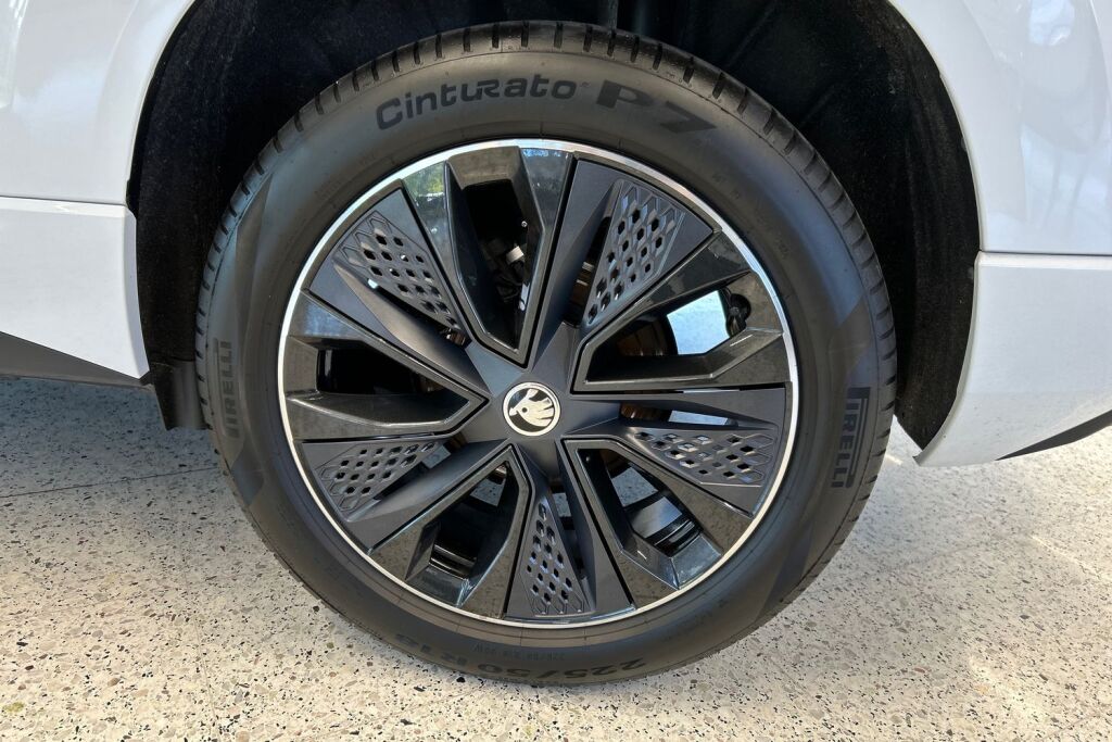 Skoda Karoq 2023 1.5 TSI SportLine DSG Autom.