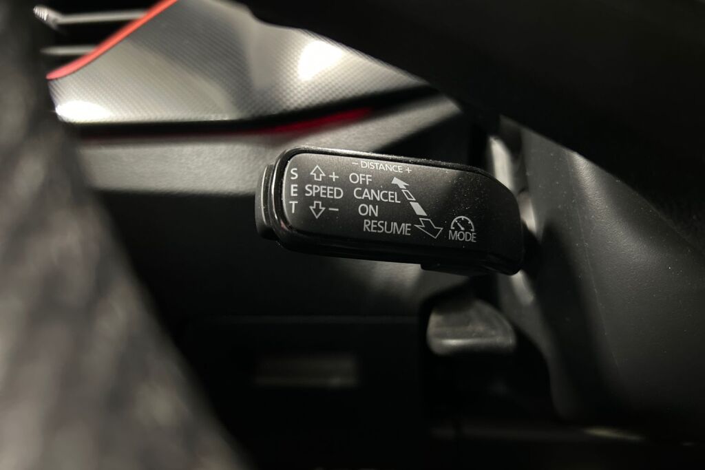 Skoda Kamiq 2023 1.0 TSI 110 Monte Carlo DSG Autom.