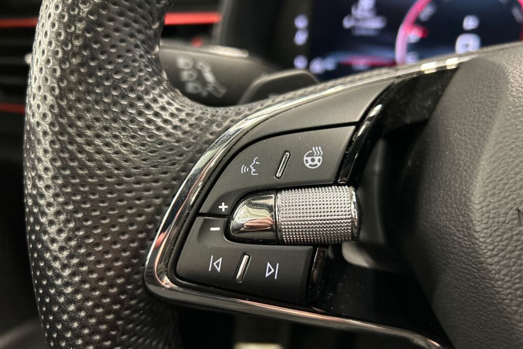 Skoda Kamiq 2023 1.0 TSI 110 Monte Carlo DSG Autom.
