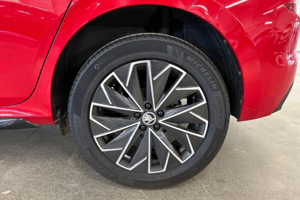 Skoda Kamiq 2023 1.0 TSI 110 Monte Carlo DSG Autom.