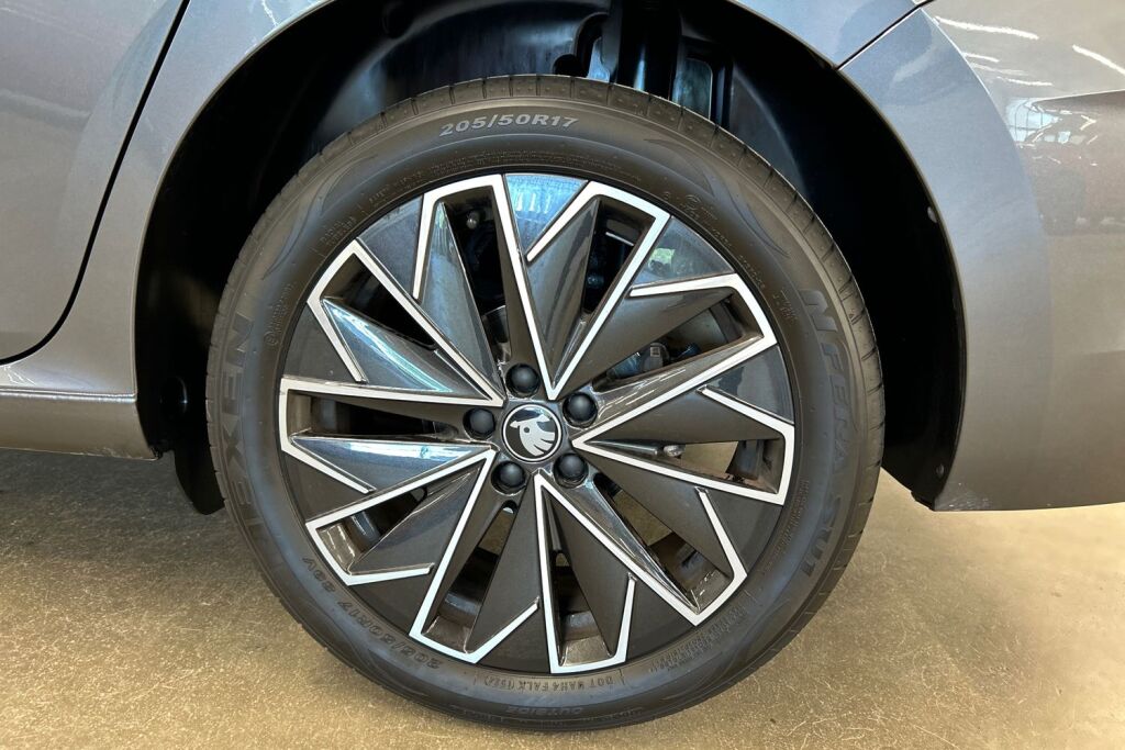 Skoda Scala 2025 1.5 TSI Selection Drive DSG Autom.