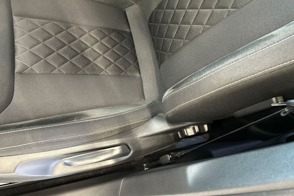 Skoda Fabia 2023 1.5 TSI Style DSG Autom.