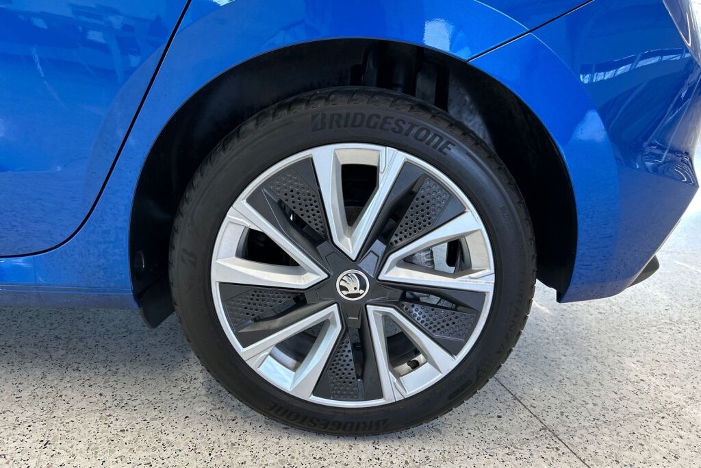 Skoda Fabia 2023 1.5 TSI Style DSG Autom.