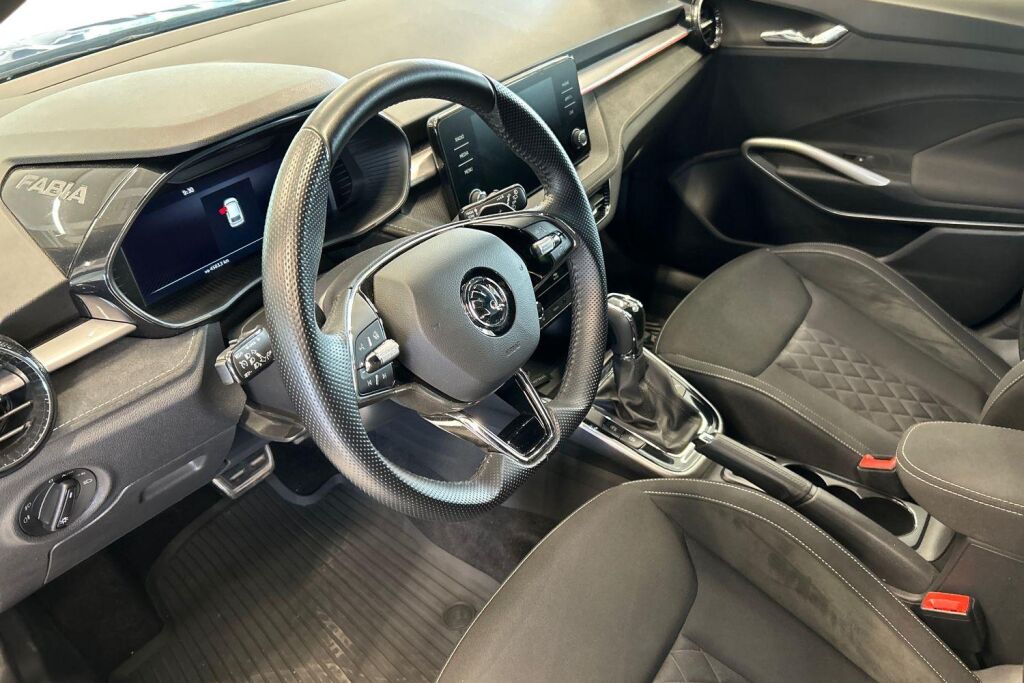 Skoda Fabia 2023 1.5 TSI Style DSG Autom.