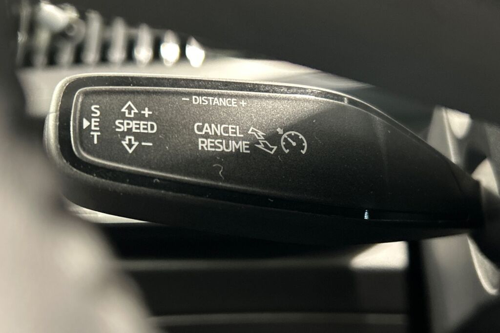 SKODA Superb 2025 Combi 1.5 TSI eTEC Essence DSG Autom.
