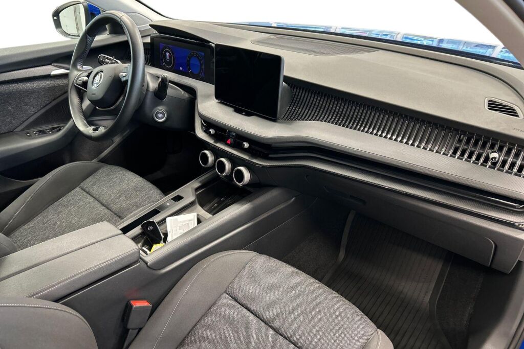 SKODA Superb 2025 Combi 1.5 TSI eTEC Essence DSG Autom.