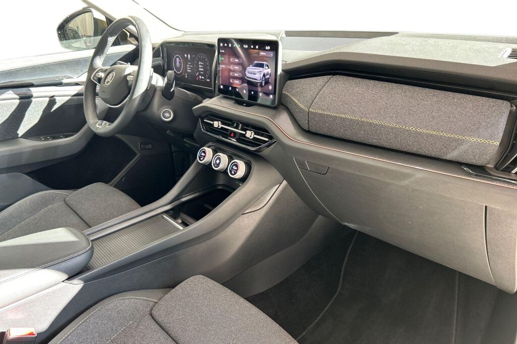 SKODA Kodiaq 2024 1.5 TSI eTEC Selection DSG Autom.